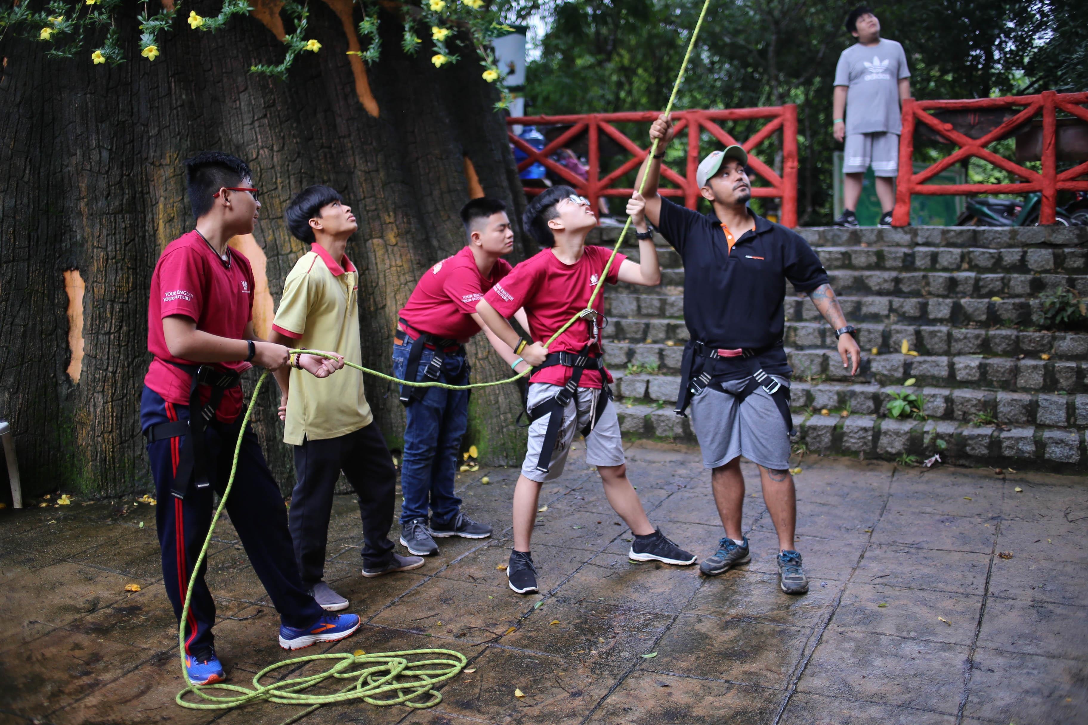 Anh van Hoi Viet My VUS anh 7