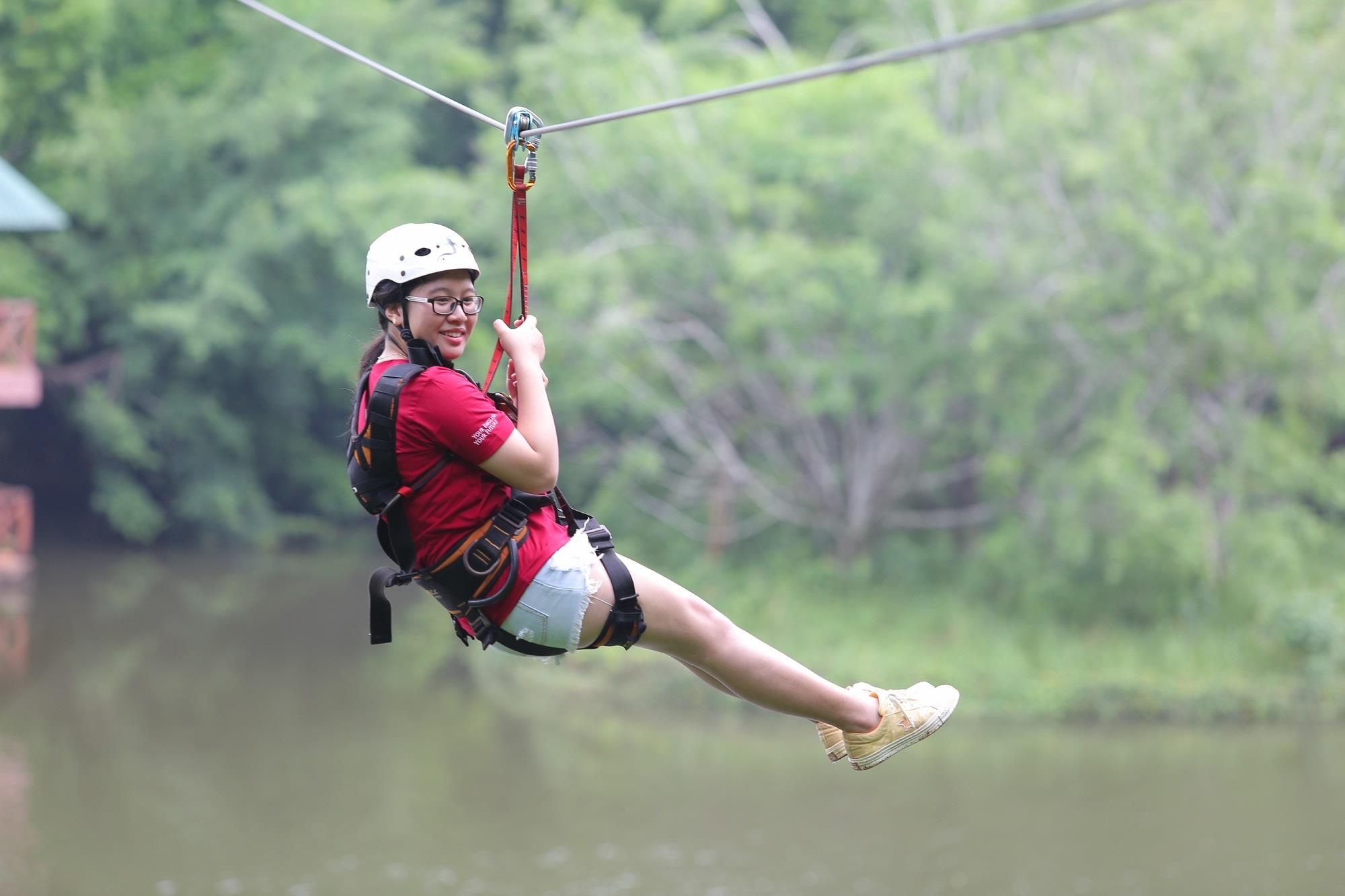 Mua he day trai nghiem cho teen tai Super Fun Camp Madagui hinh anh