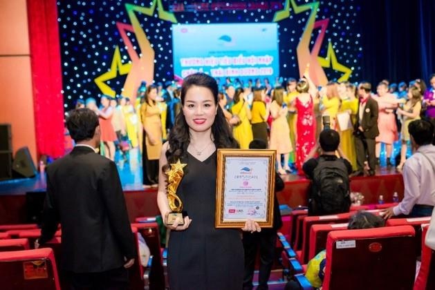 Tham my vien Ngoc Huong lot top 10 thuong hieu tieu bieu chau A - TBD hinh anh