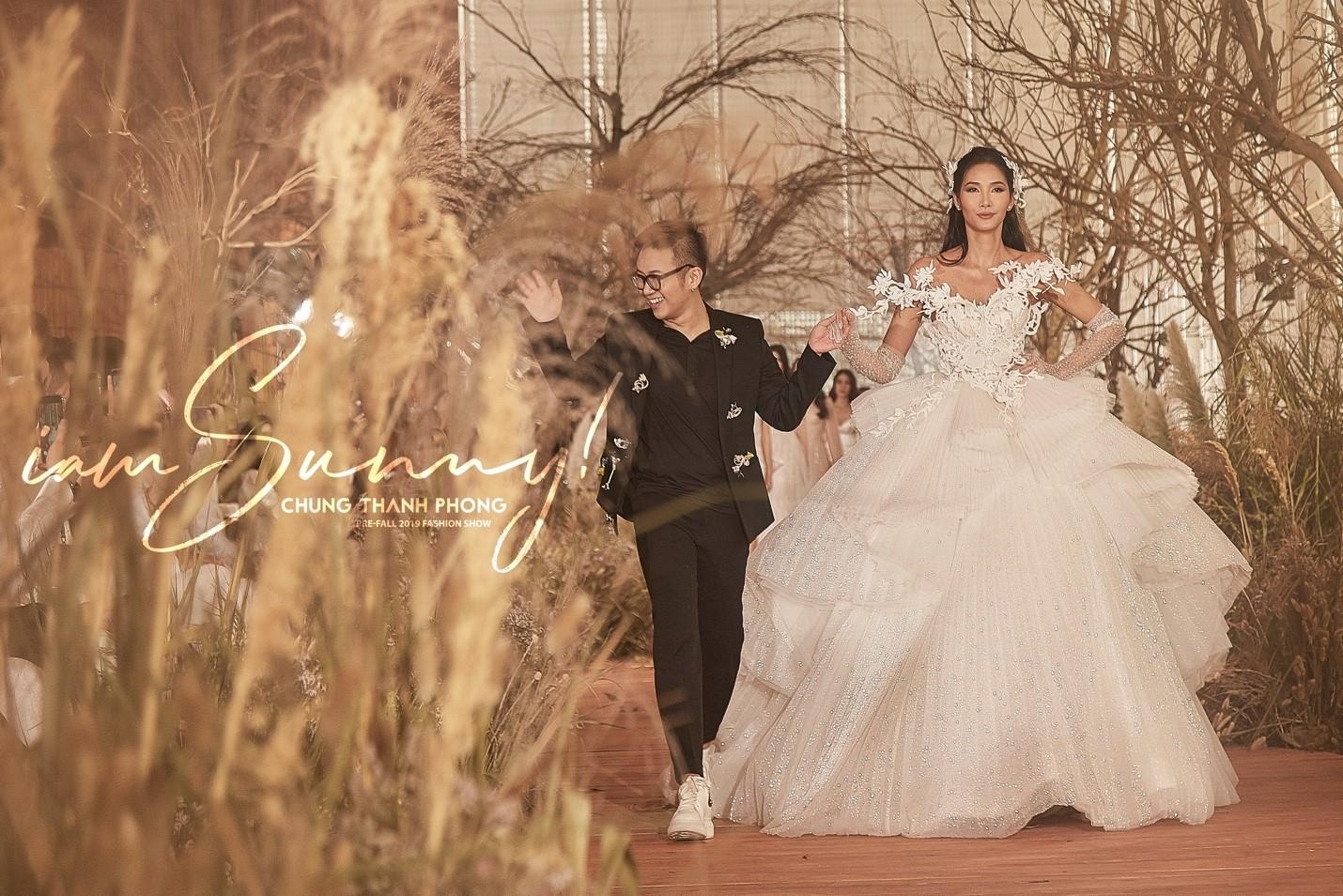 Nhung con so biet noi lam nen show dien cua NTK Chung Thanh Phong hinh anh