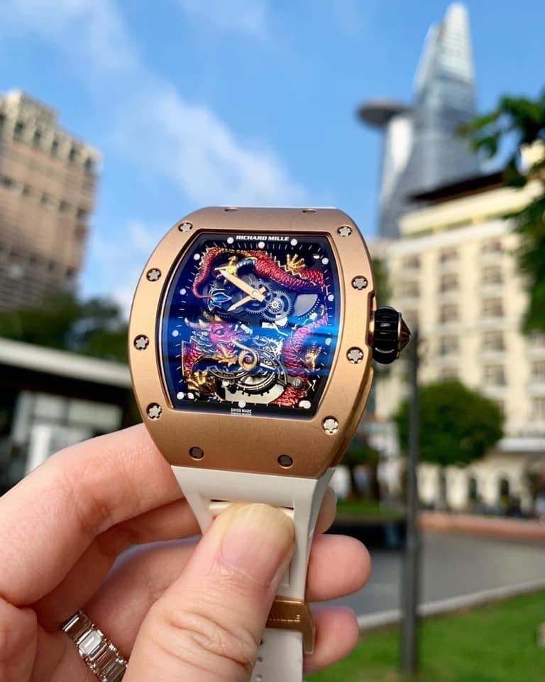 Dong ho Hoa Long anh 2