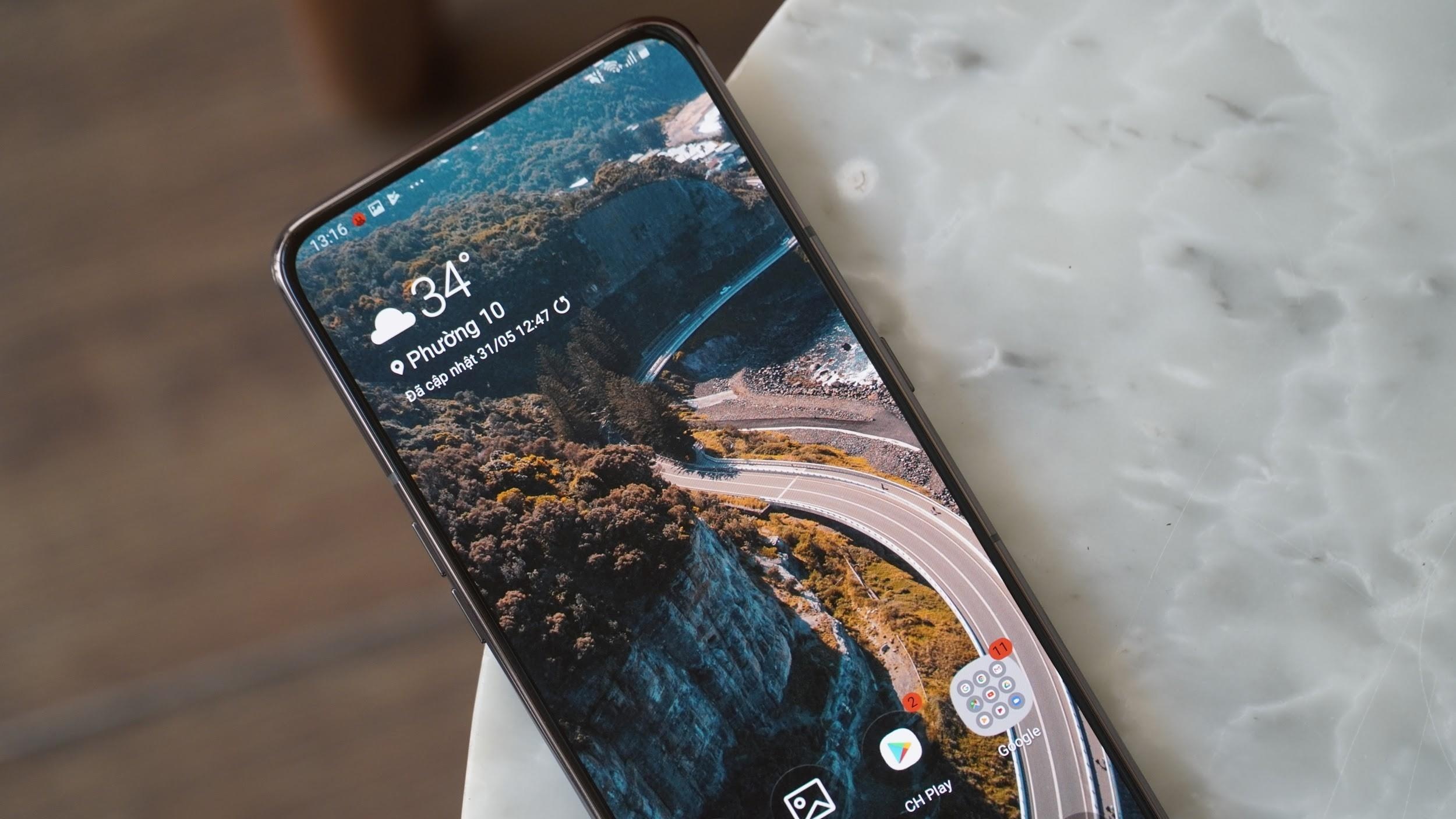 Day la ly do nguoi tre khong nen bo lo Samsung Galaxy A80 hinh anh