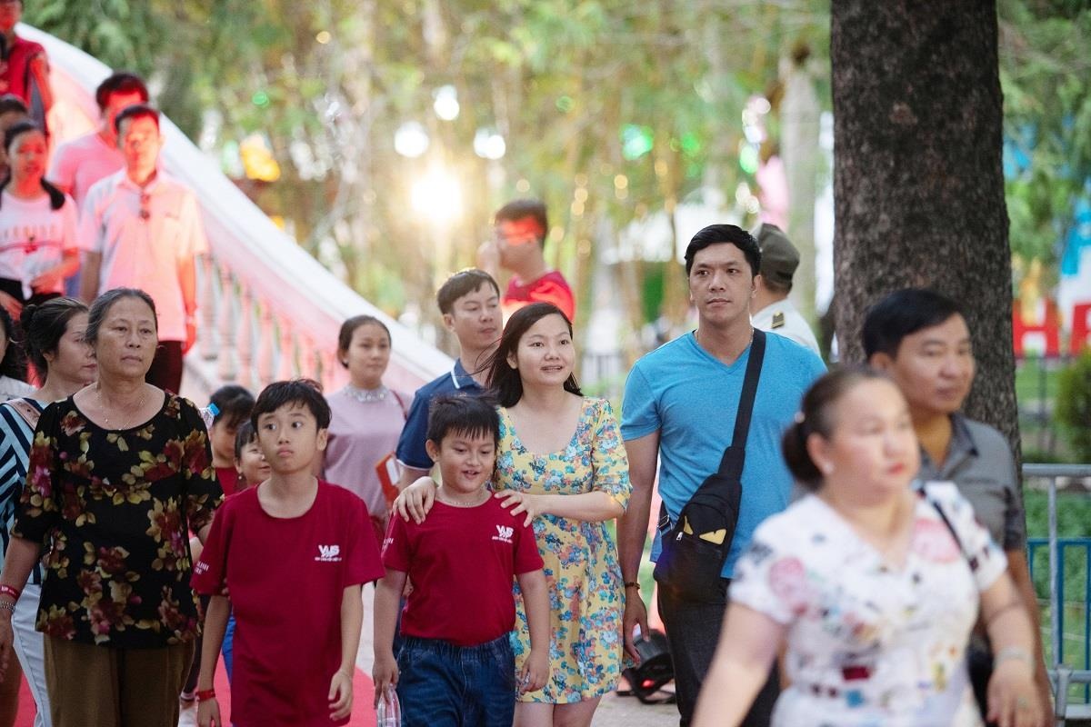 Anh van Hoi Viet My VUS anh 1