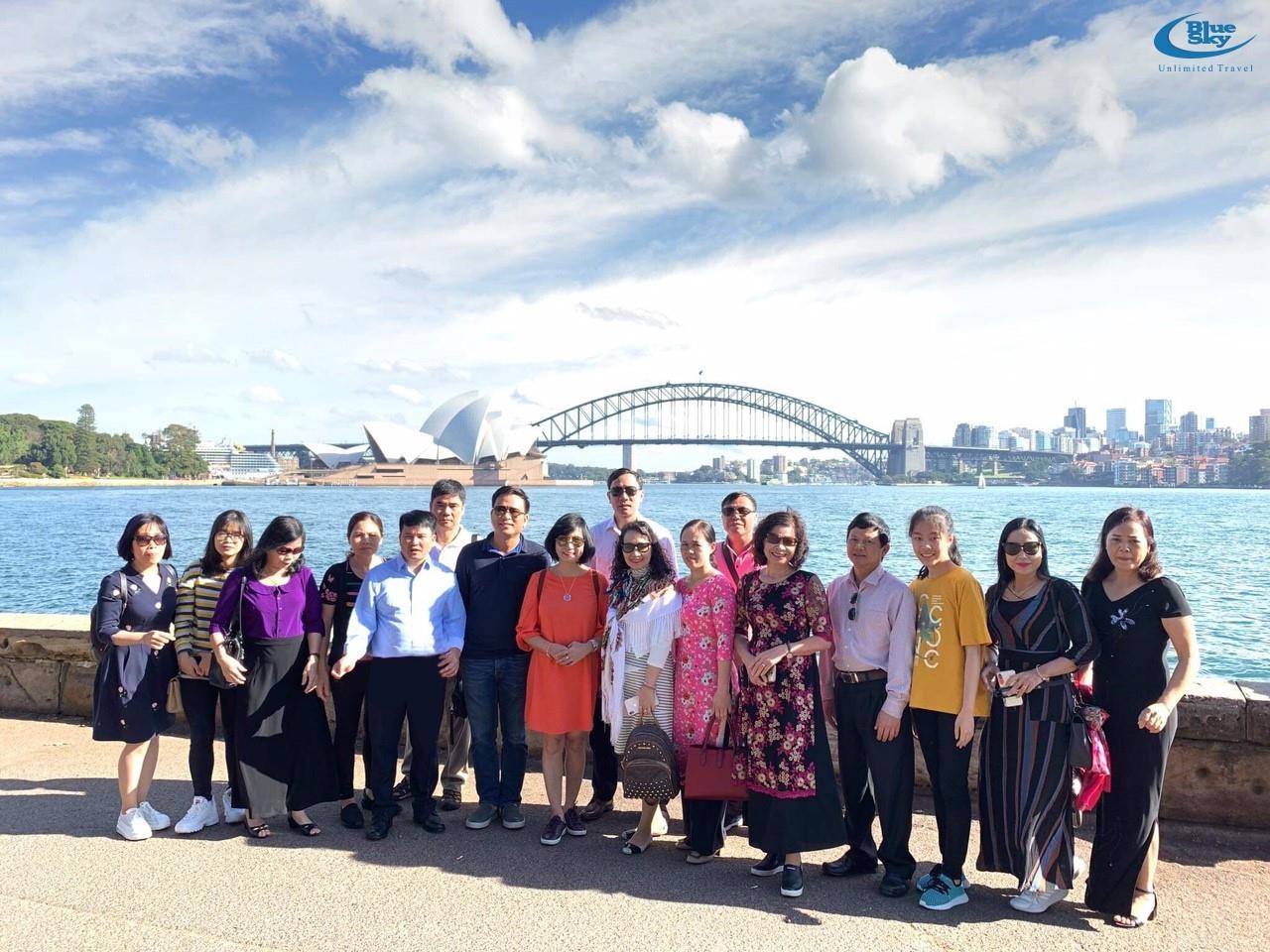 Blue Sky Viet Nam anh 4