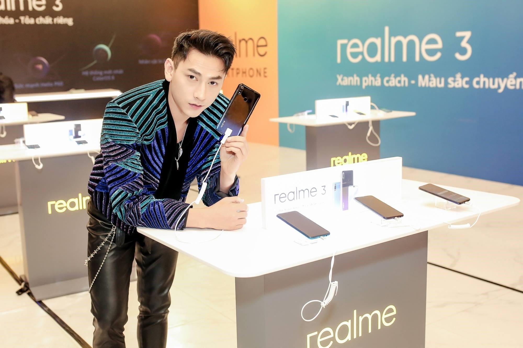 Realme anh 4