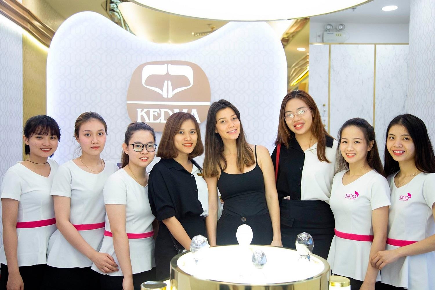 Truong tham my Ana anh 2