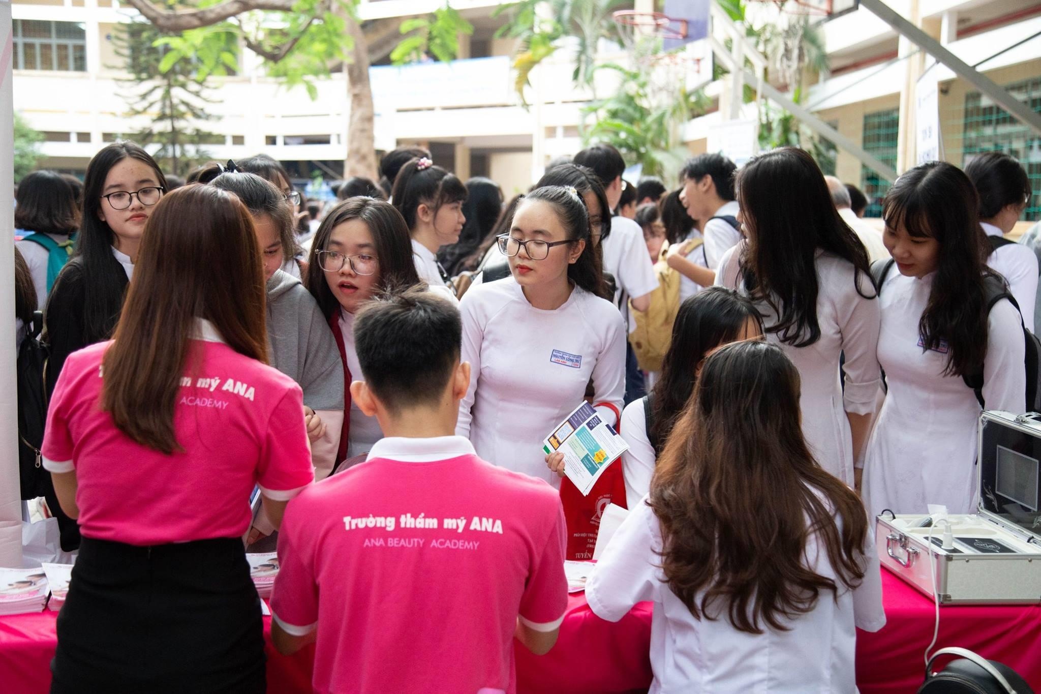 Truong tham my Ana anh 3