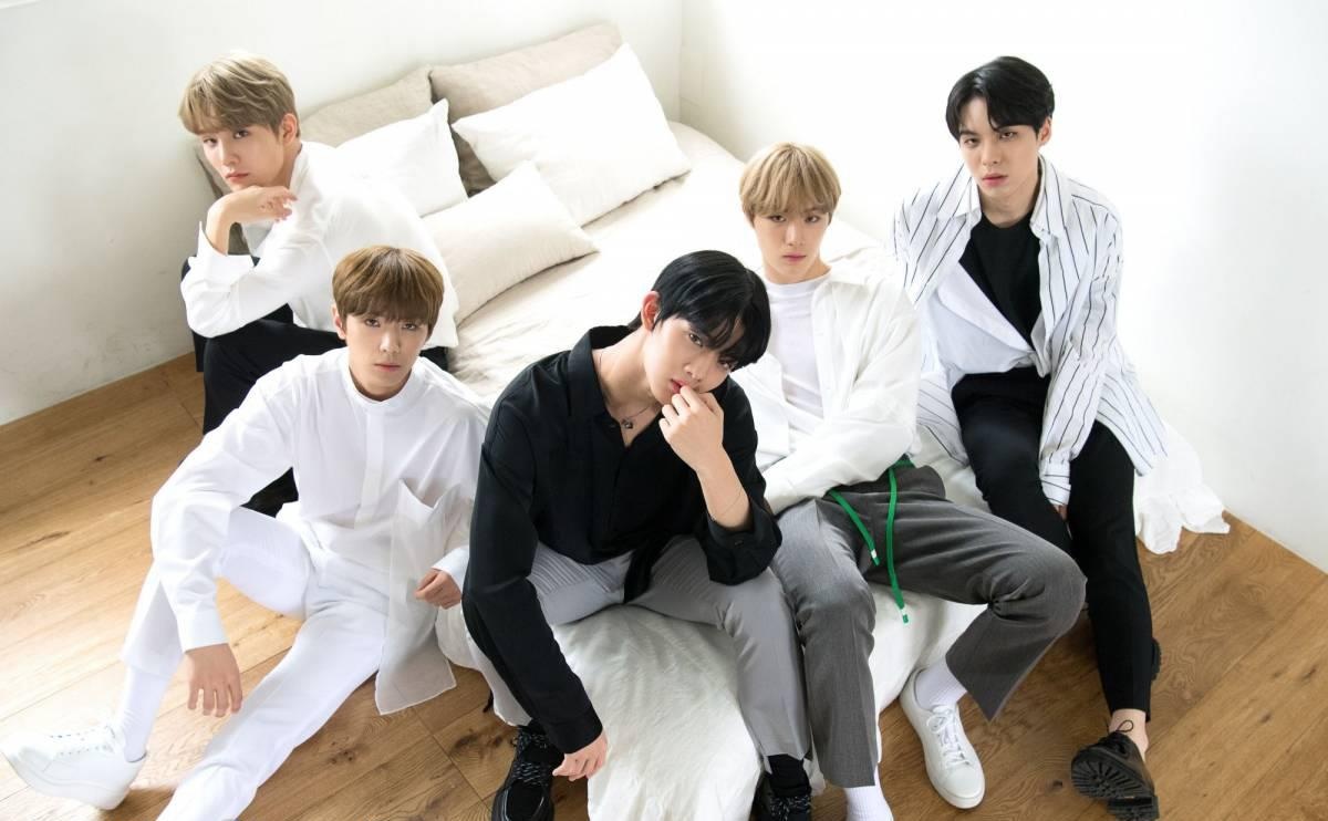 CIX se hat ca khuc debut tai dem nhac Viet - Han thang 8? hinh anh