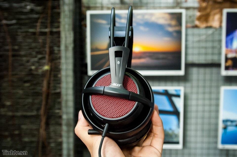 Laptop mong nhe Acer Swift 7 2019 anh 3