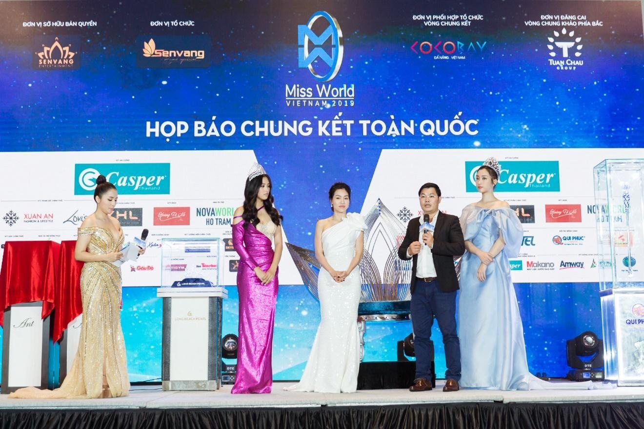 Lo dien ghe dang quang, quyen truong va vuong mien Hoa hau The gioi VN hinh anh