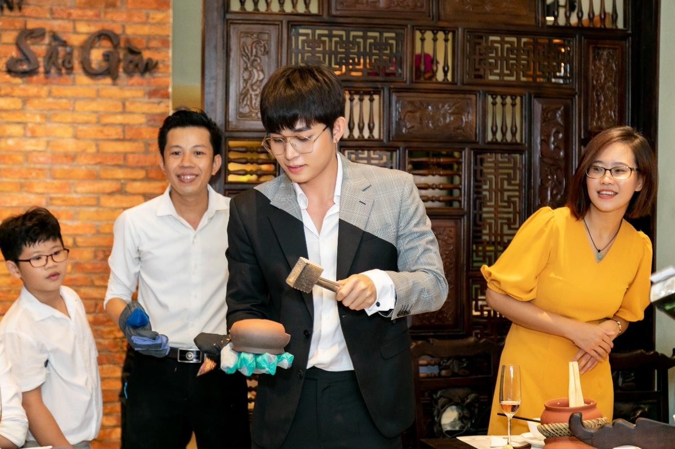 Com nieu Sai Gon anh 3