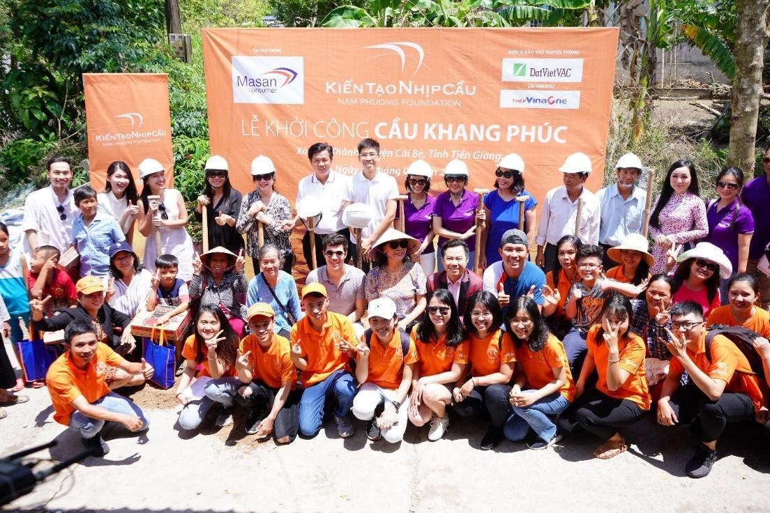 Quy thien nguyen Nam Phuong anh 5