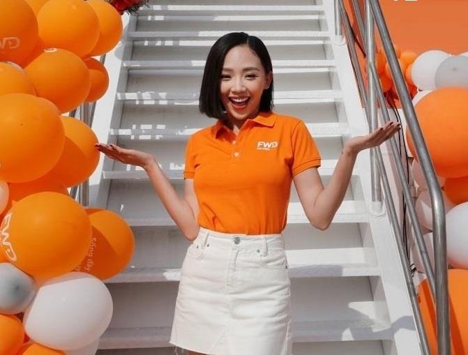 Thanh Hang, Toc Tien noi gi ve tinh than 'som bao ve'? hinh anh