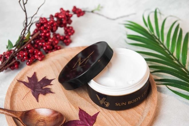 Model Cosmetics anh 2