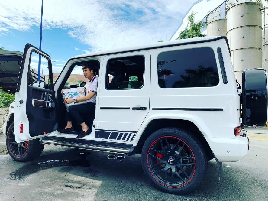 Bo suu tap sieu xe cua doanh nhan Minh Nhua co them 2 mau moi hinh anh