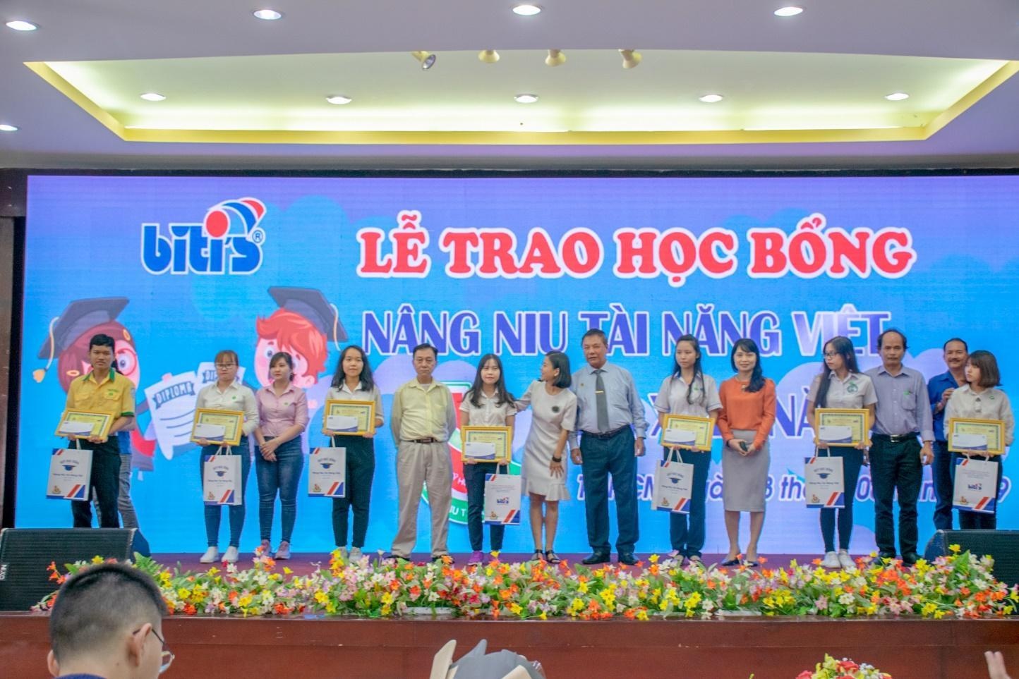 Cong ty San xuat hang tieu dung Binh Tien anh 3