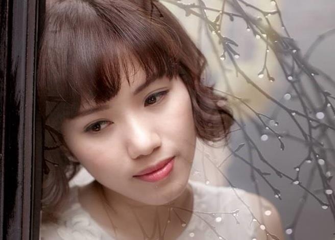 Thuy Chi lam moi ca khuc 'Di hoc' danh tang cac ba me 8X-9X hinh anh