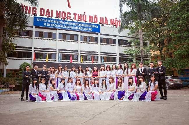 Nhieu sinh vien DH Thu do Ha Noi ra truong co viec lam ngay hinh anh
