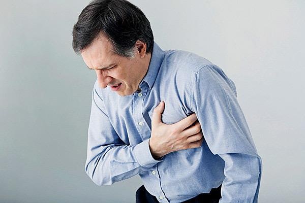 Khong nen chu quan truoc bien chung mo mau cao hinh anh