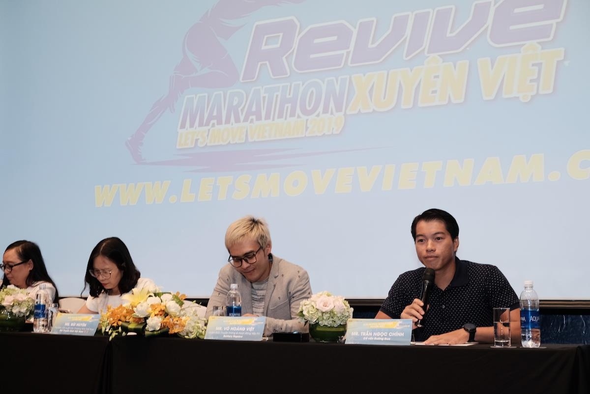 Revive marathon xuyen Viet anh 1