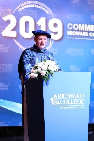 Broward  Viet Nam anh 3