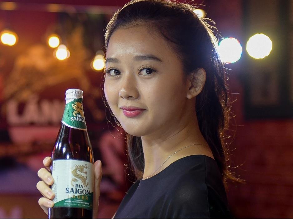 Bia Saigon khoac ‘ao moi’, dam net tinh te voi bieu tuong rong hinh anh
