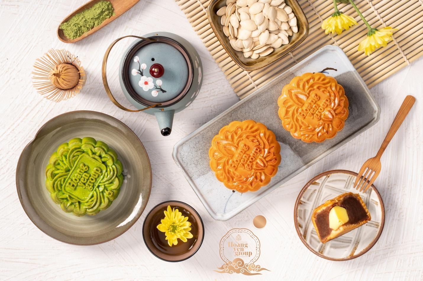 Nem 8 vi banh trung thu, huong tron mua trang sum vay hinh anh