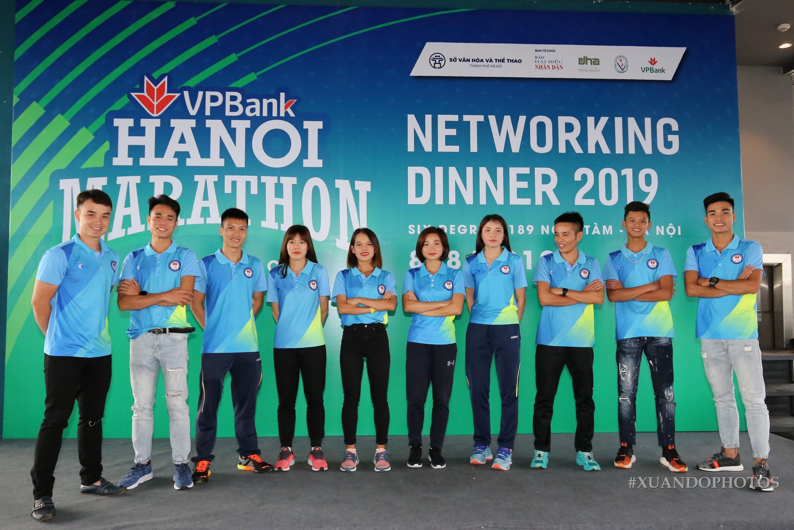 VPBank Hanoi marathon - cu hich cho ‘Ngay chay bo Viet Nam’ hinh anh