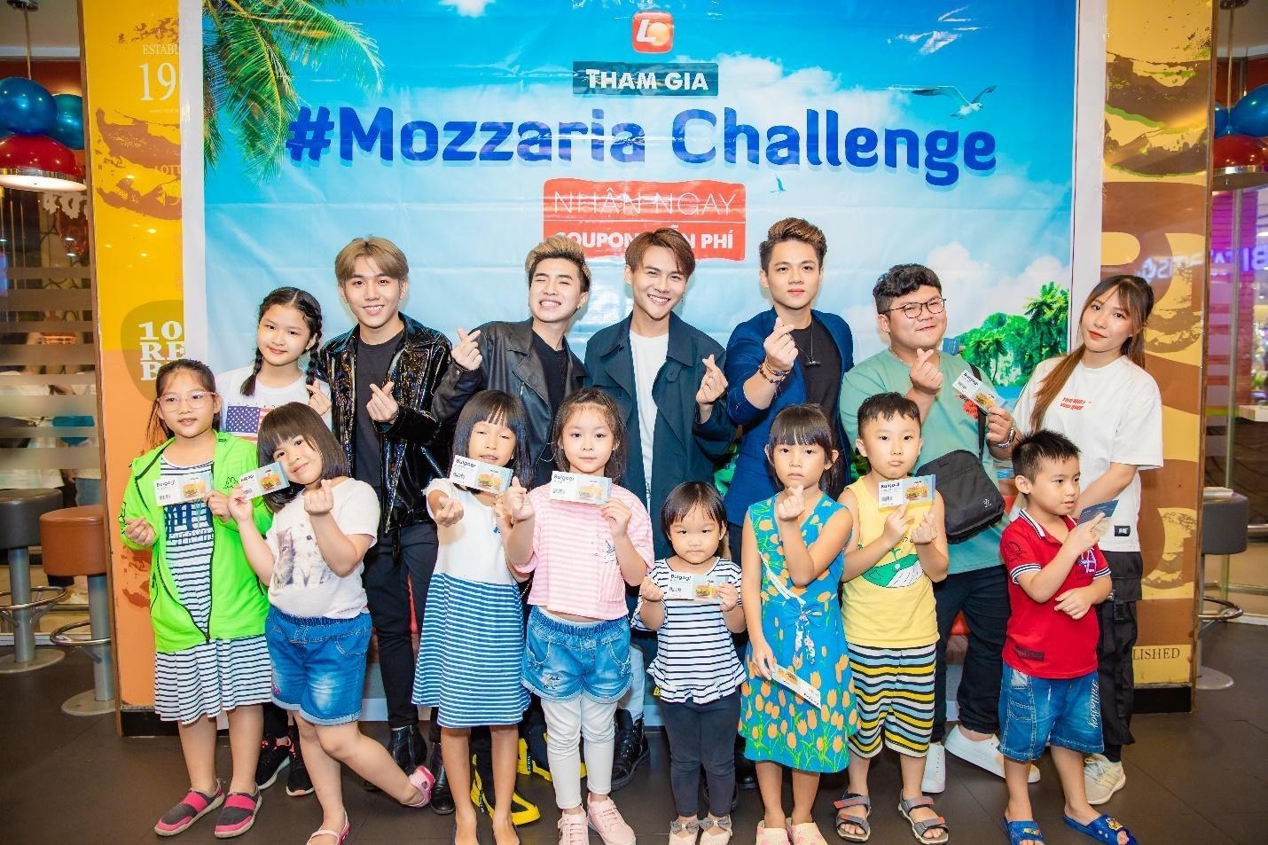 Mozzarella burger Lotteria anh 5