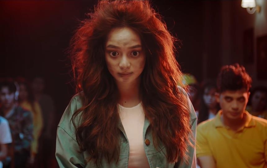 Kaity Nguyen xuat hien lem luoc trong clip 10 trieu view hinh anh