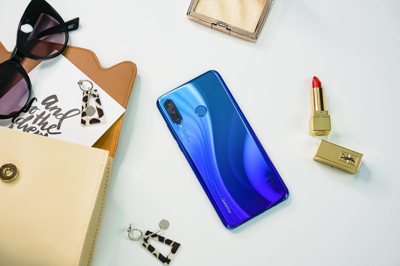 Smartphone Huawei anh 3