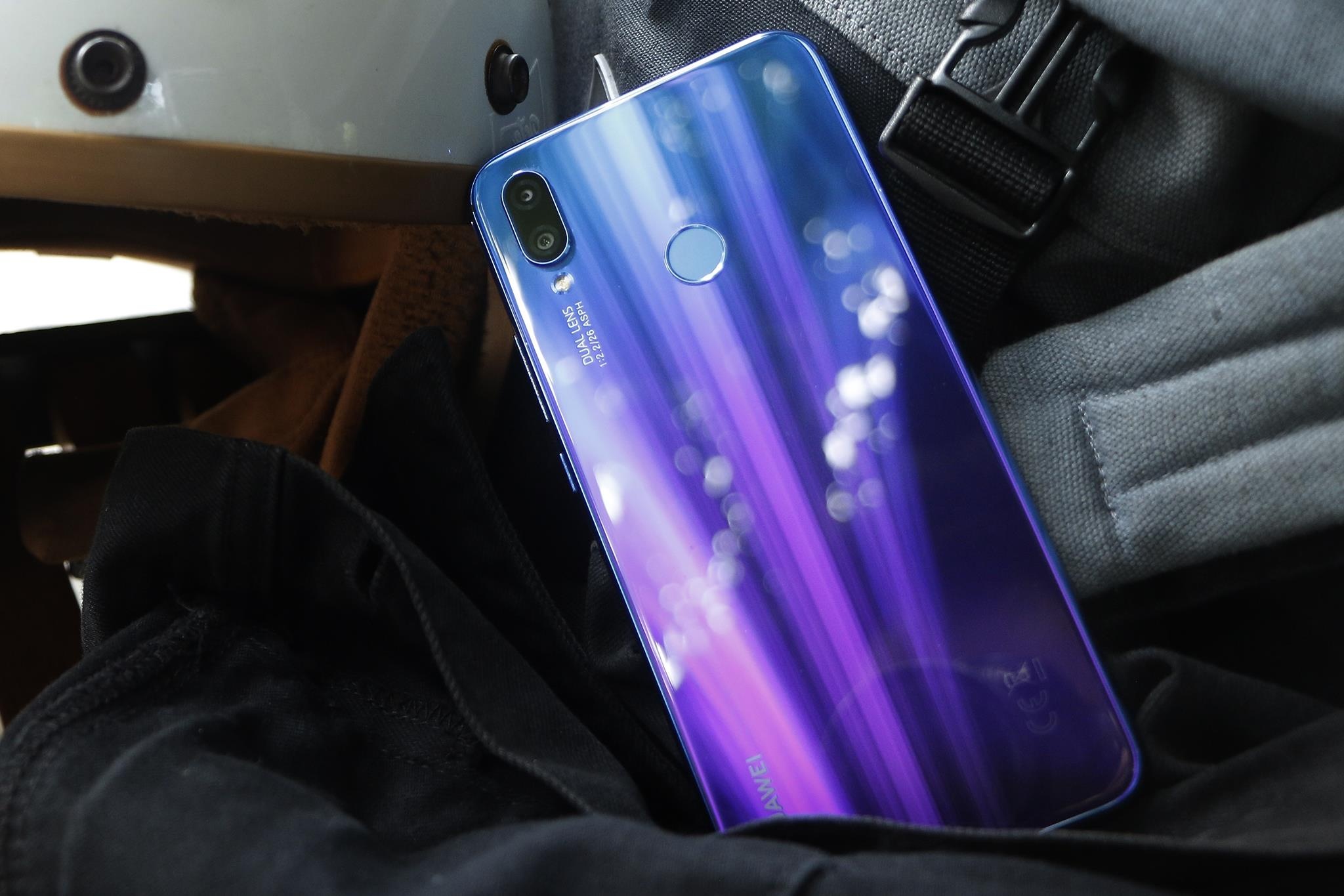 FPT Shop hoan tien khi thiet bi Huawei khong dung duoc ung dung Google hinh anh