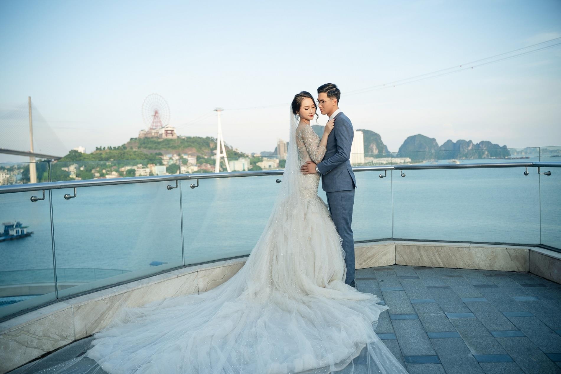 Den Ha Long du trien lam cuoi True Love 2019 hinh anh