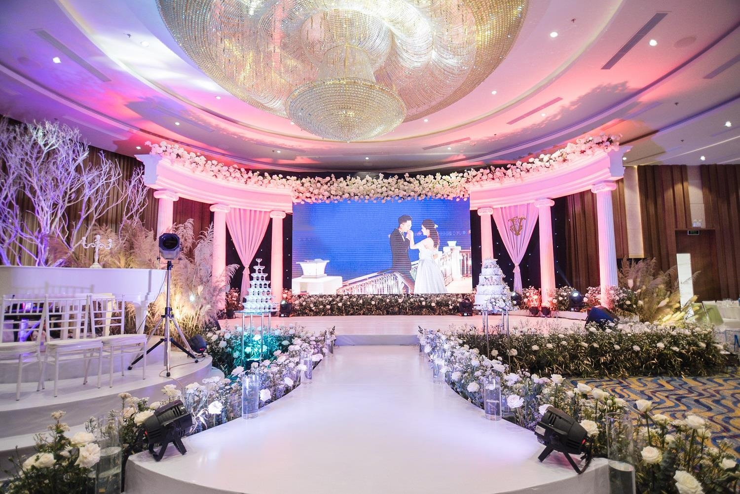 Trien lam cuoi True Love 2019 anh 2