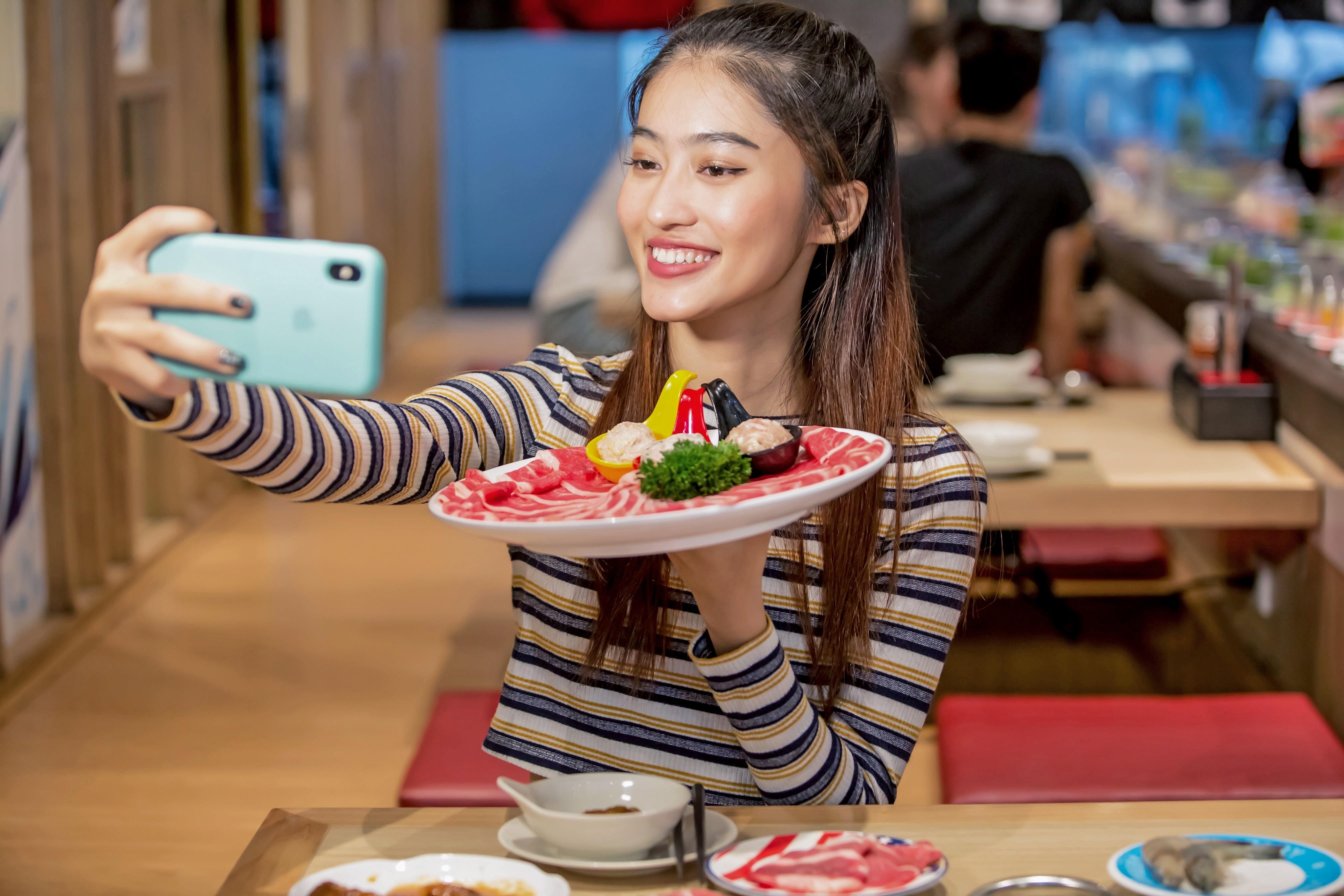 Coca-Cola Plus anh 2