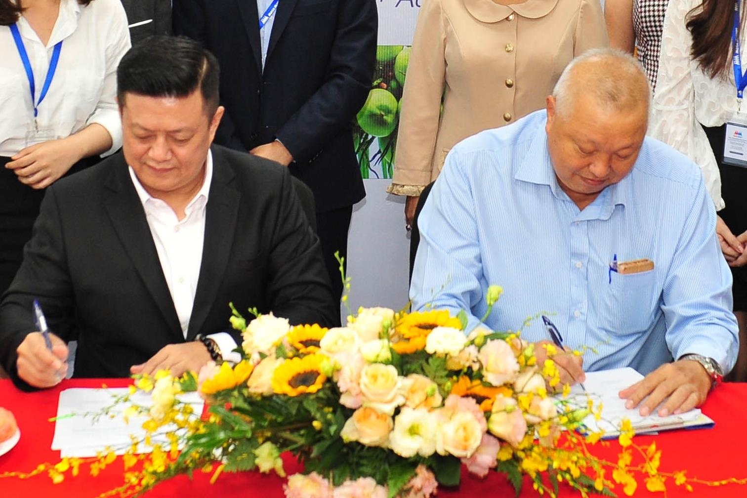 MM Mega Market Viet Nam ky hop tac xuat khau nong san sang Singapore hinh anh