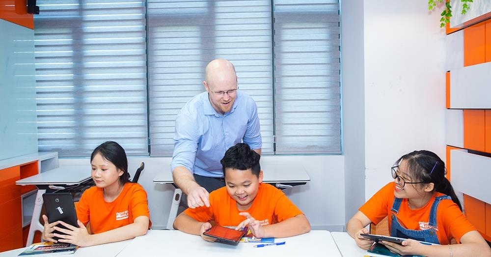 Giai phap chinh phuc tieng Anh cho hoc sinh lop 4, 5 hinh anh