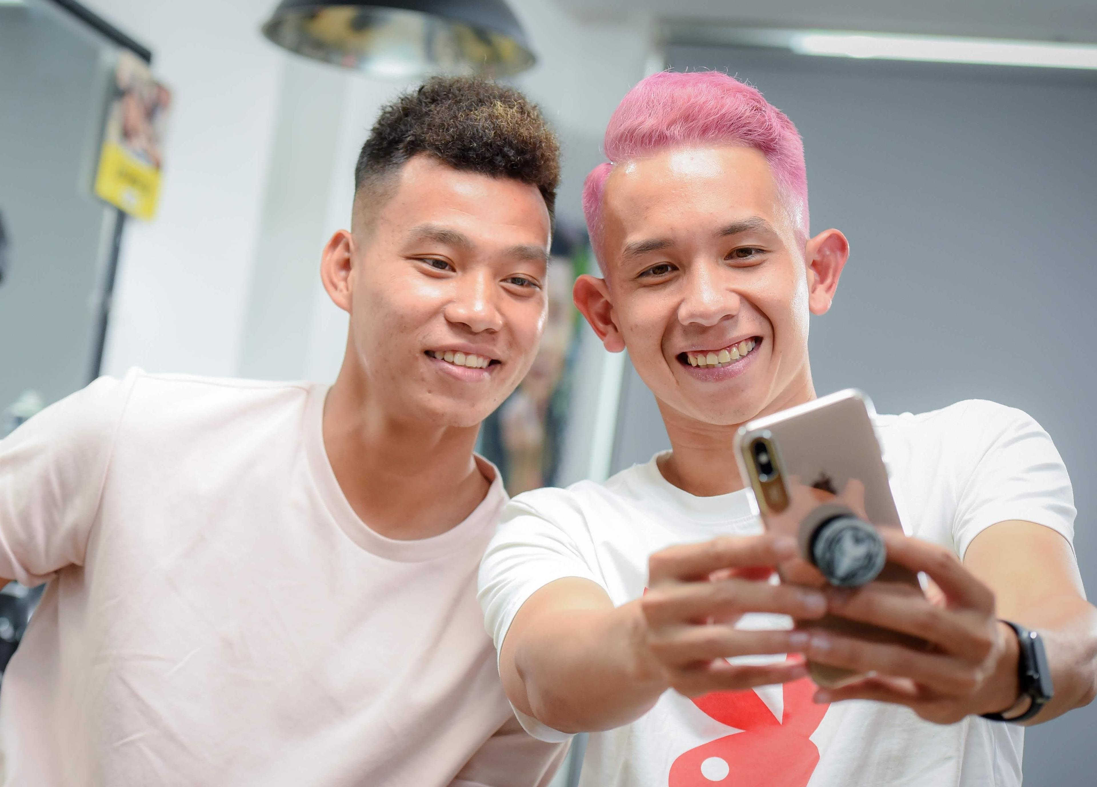 Sao tuyen Viet Nam cat toc lay may truoc dai chien voi Thai Lan hinh anh