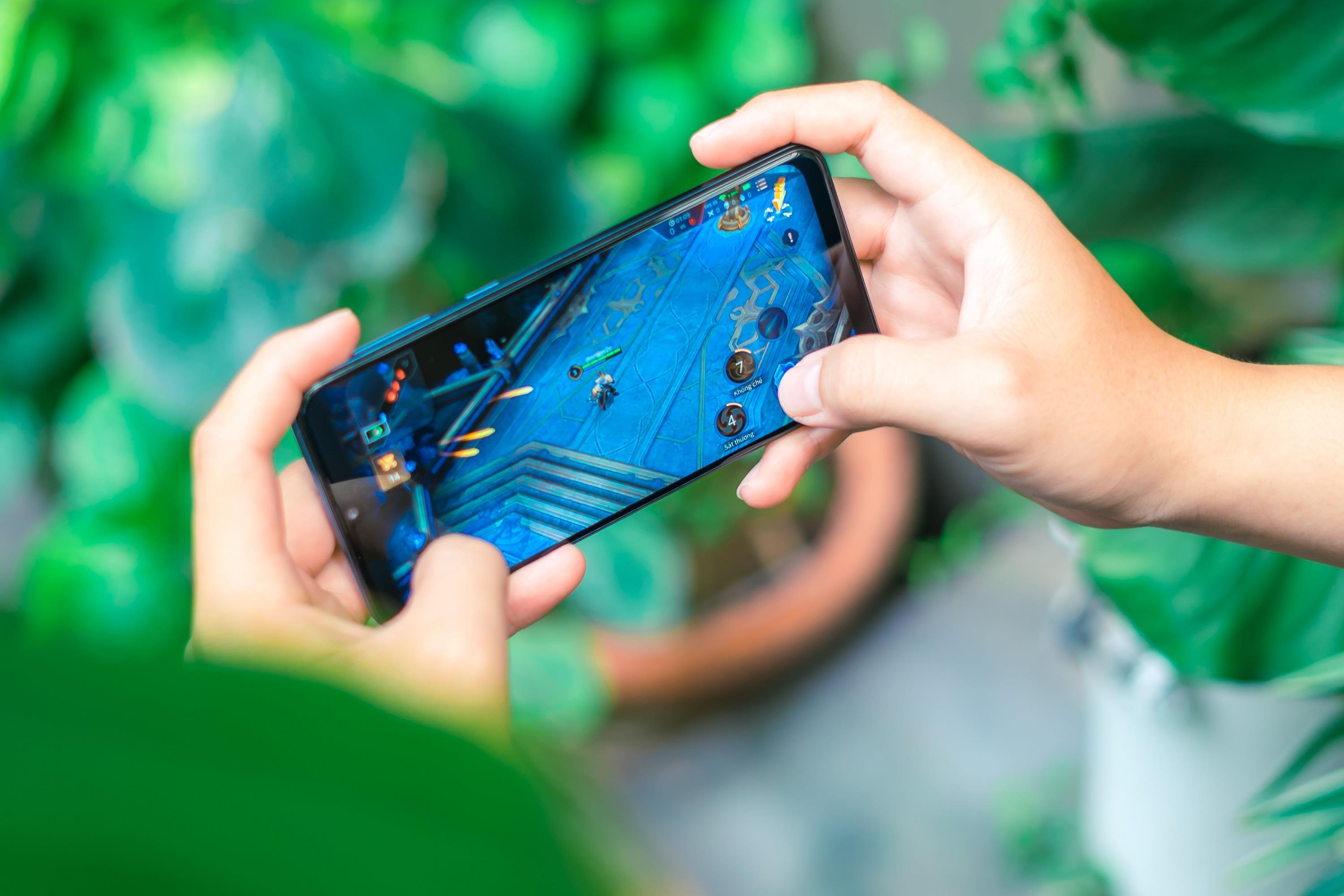 Galaxy M30 co gi de canh tranh trong phan khuc duoi 6 trieu? hinh anh