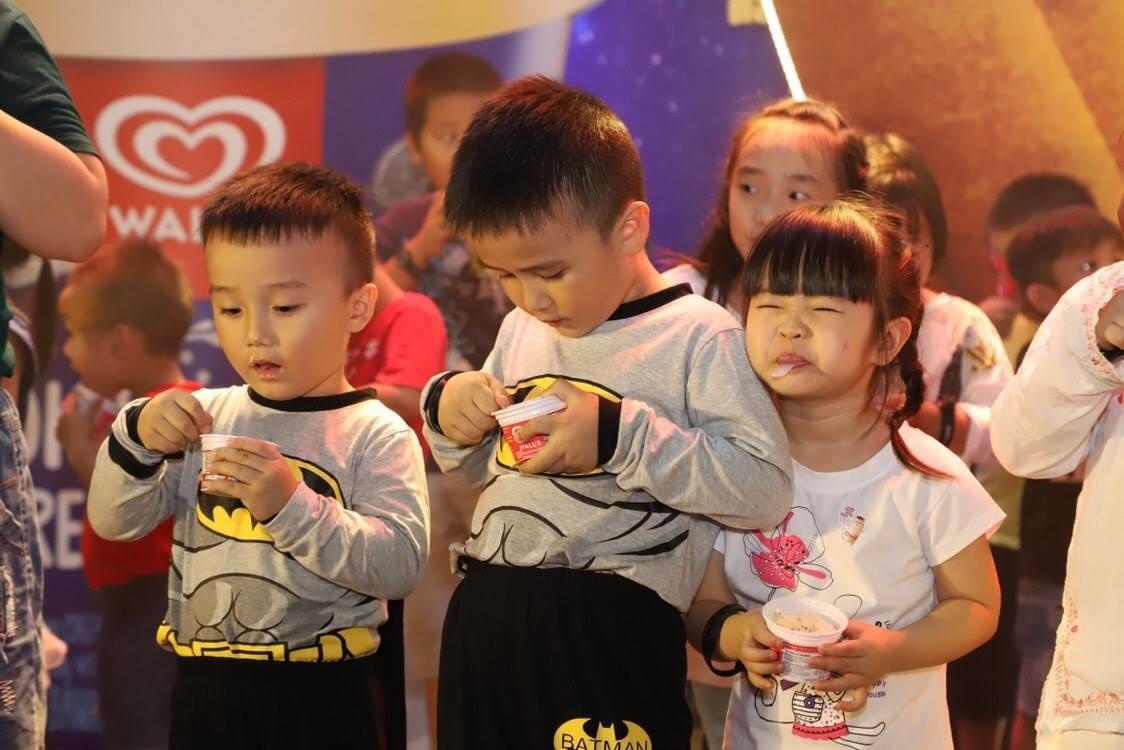 Ngày hội “Trung thu khắng khít - cười vui tít” ảnh 2 Ngay hoi “Trung thu khang khit - cuoi vui tit” anh 2