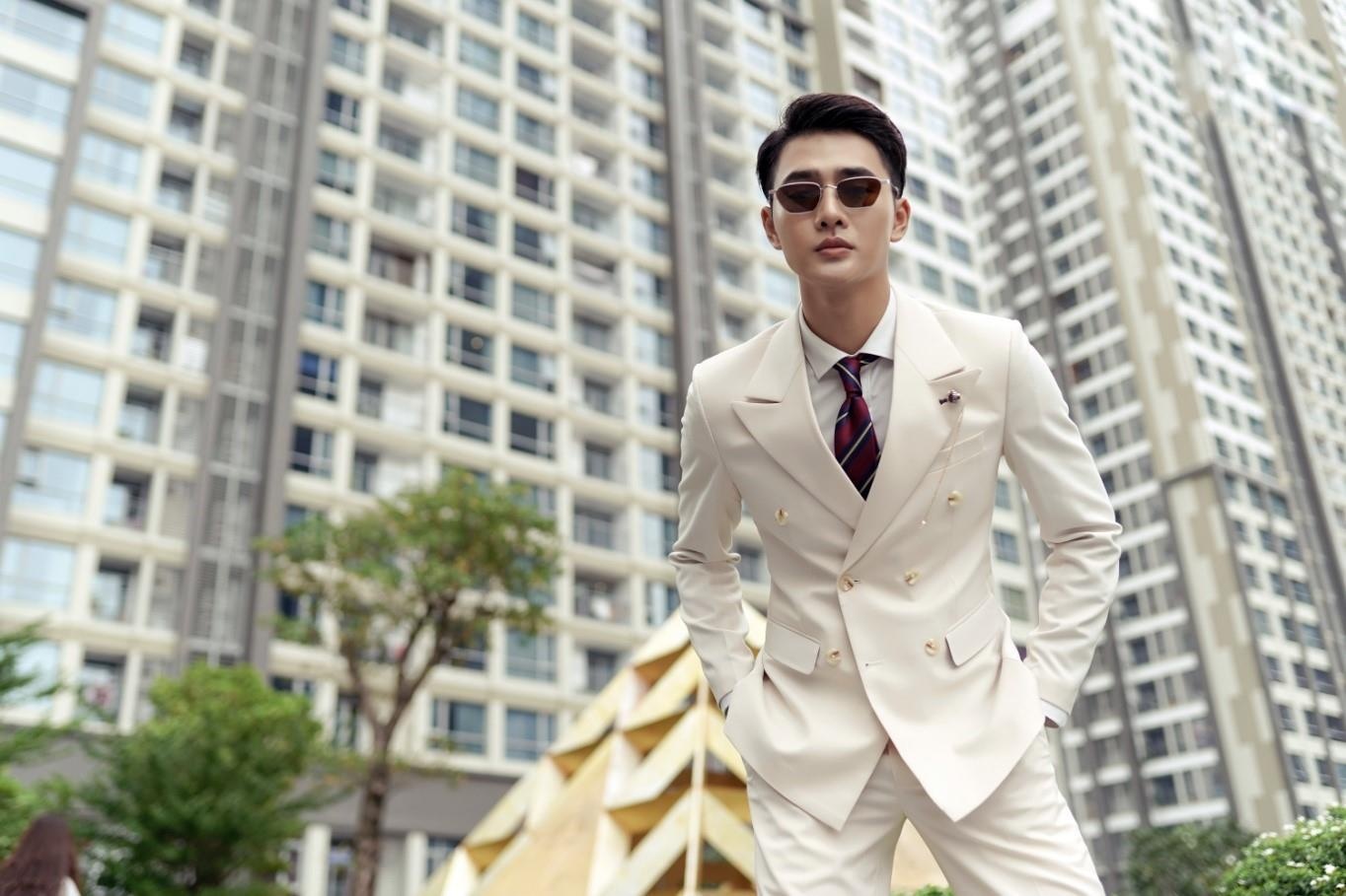 Nham Phuong Nam anh 4