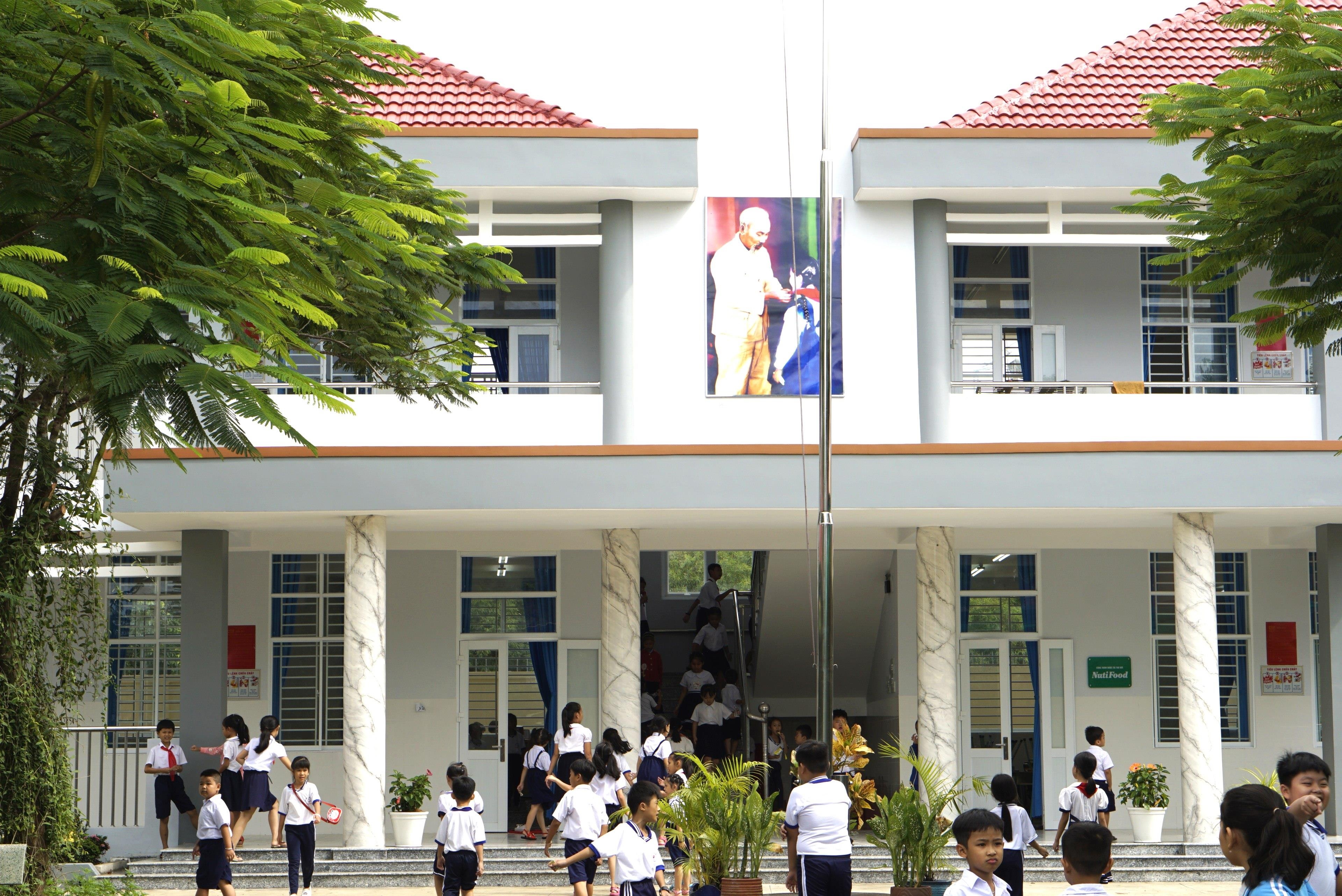 tài trợ ảnh 2 tai tro anh 2