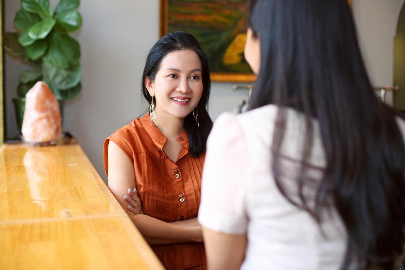 Chuyen gia noi gi ve quan diem de con doc lap? hinh anh