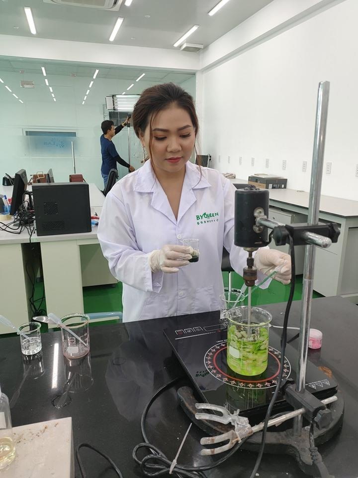 By Queen Cosmetics ảnh 4 By Queen Cosmetics anh 4