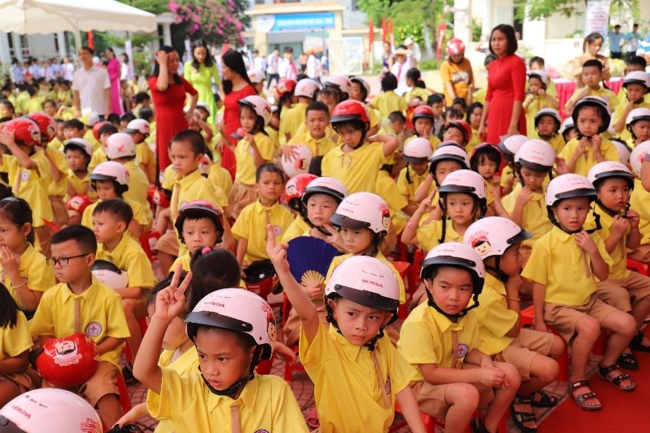 Honda tang mu bao hiem anh 3