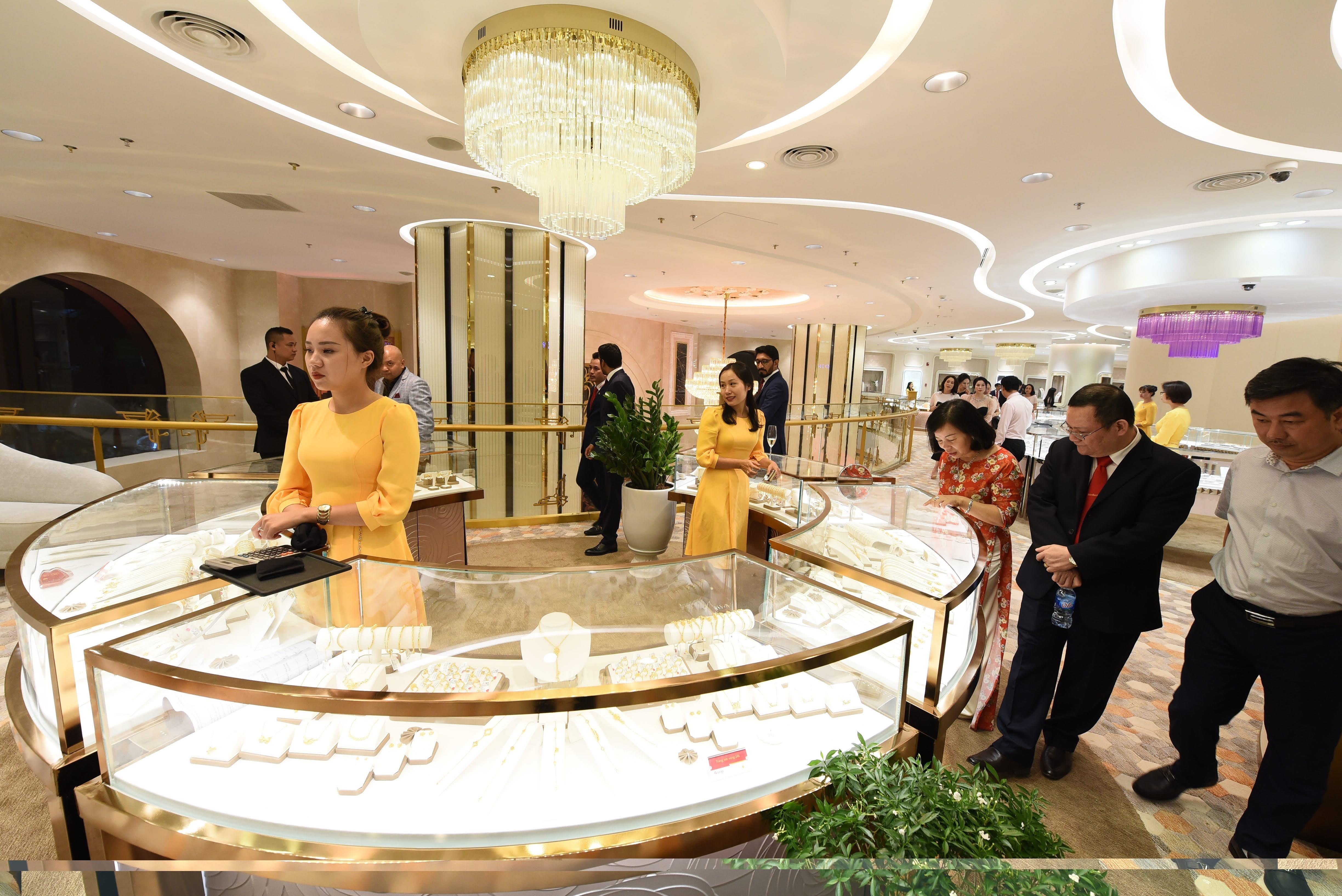 DOJI ảnh 12 DOJI anh 12