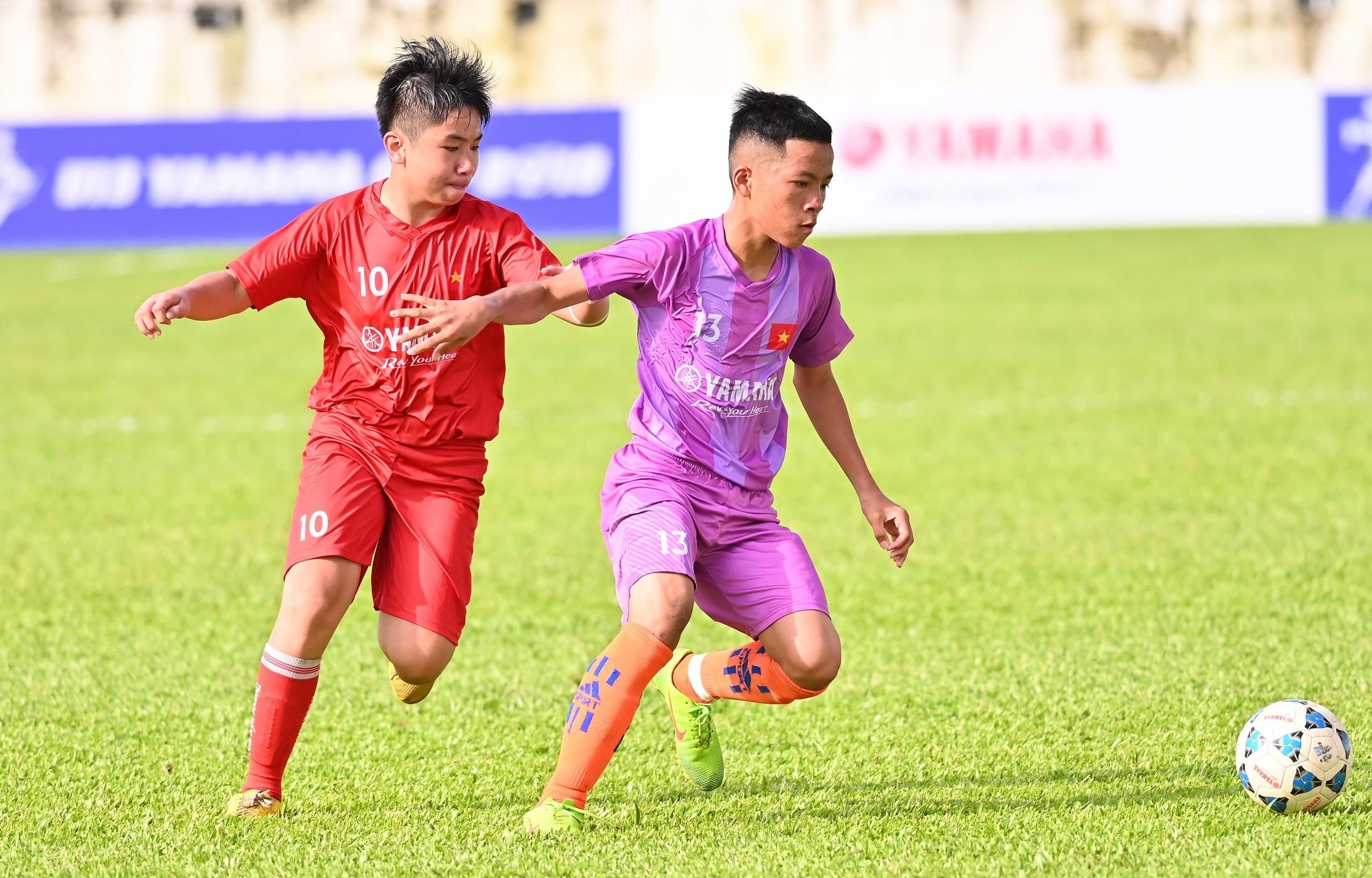 8 doi bong Gia Lai tranh tai gay can trong giai U13 Yamaha Cup 2019 hinh anh