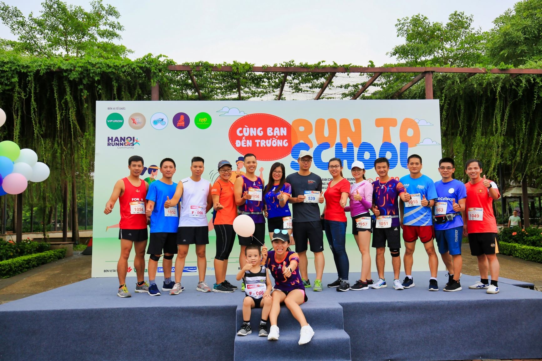 chạy ảnh 6 chay anh 6