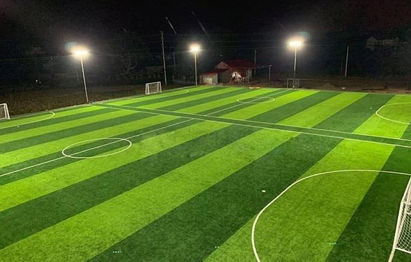 Quy trinh thi cong san co nhan tao chuyen nghiep hinh anh