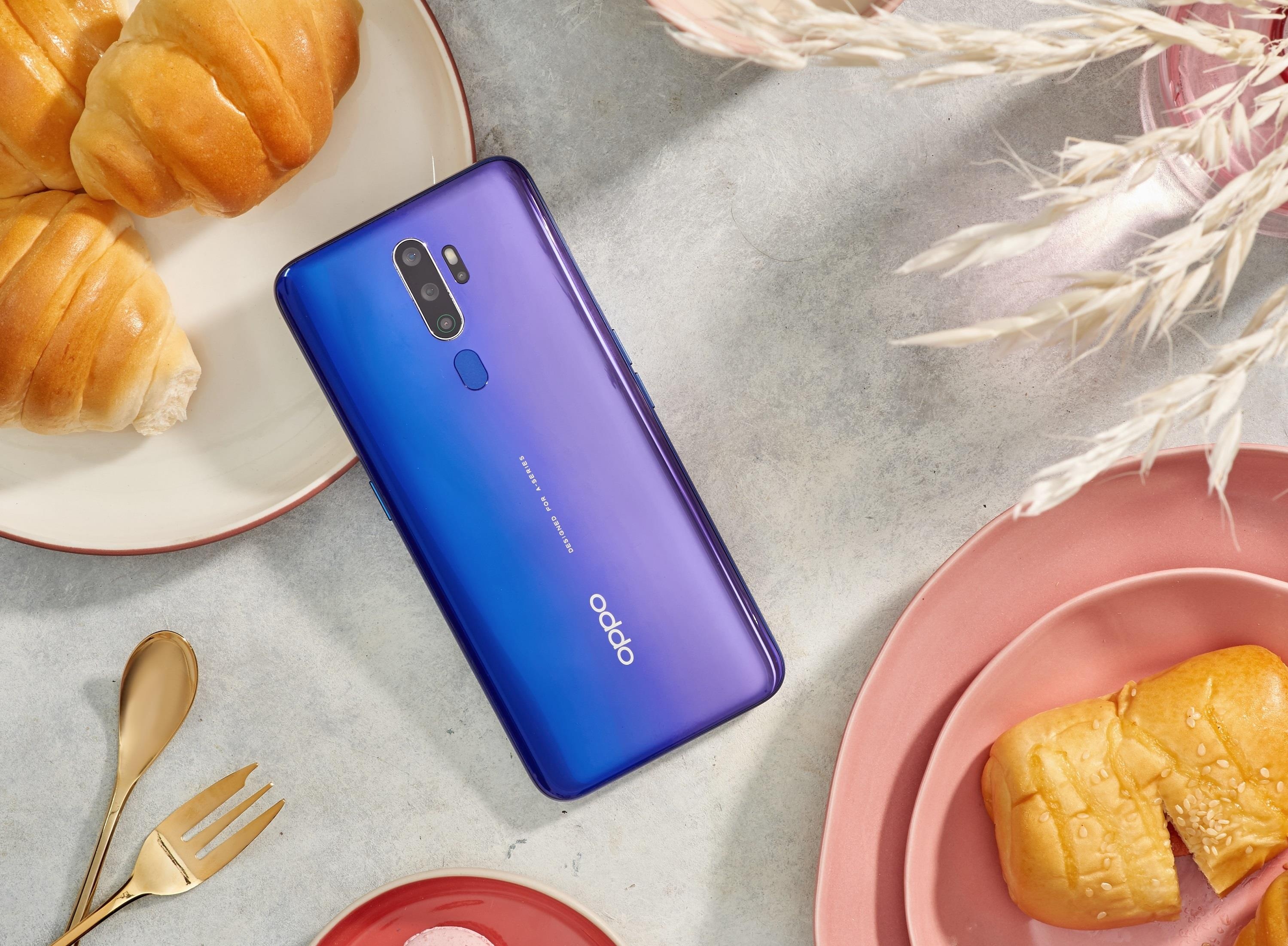 Smartphone tam trung Oppo A9 2020 chinh thuc mo dat hang hinh anh